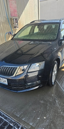 Skoda Octavia cena 45900 przebieg: 237000, rok produkcji 2017 z Lublin małe 232